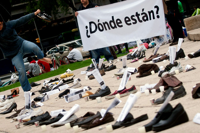 Padres de desaparecidos enfilan a Ciudad de México para exigir justicia