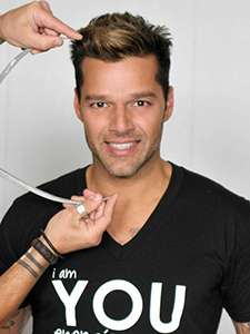Ricky Martin medido para un Estatua de cera en el museo Madame Tussauds de Orlando
