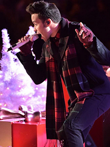 Prince Royce Helps Light Up Rockefeller Christmas Tree!!!