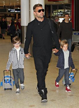 Ricky Martin Reveals What It’s Like To Tour With His Kids!!!